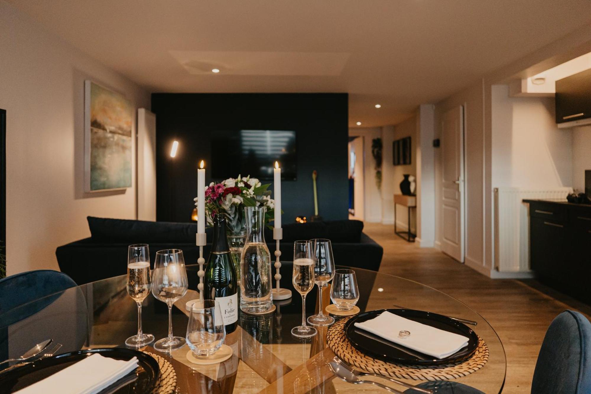 L'Alcove Clisson-Love Room- Gite Romantique-Spa Exterior foto